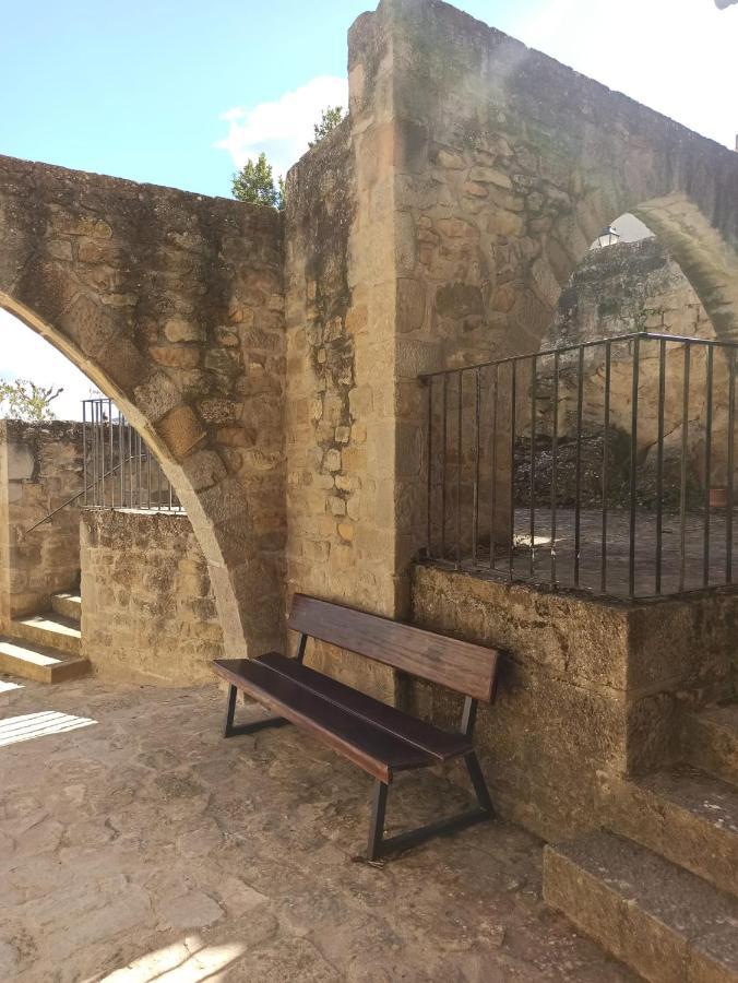 Albergue De Sos del Rey Católico Екстериор снимка