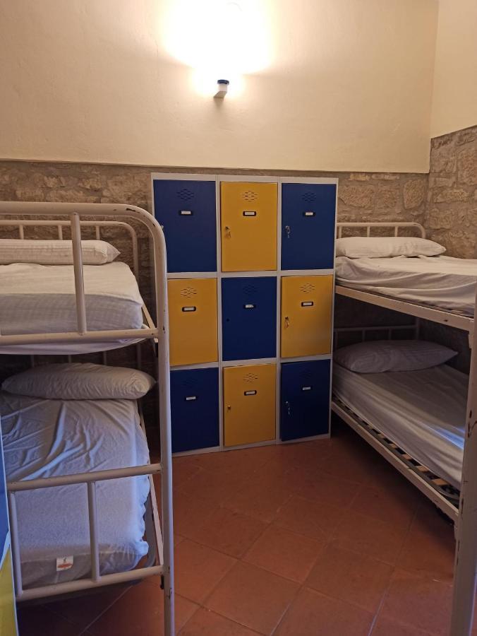 Albergue De Sos del Rey Católico Екстериор снимка