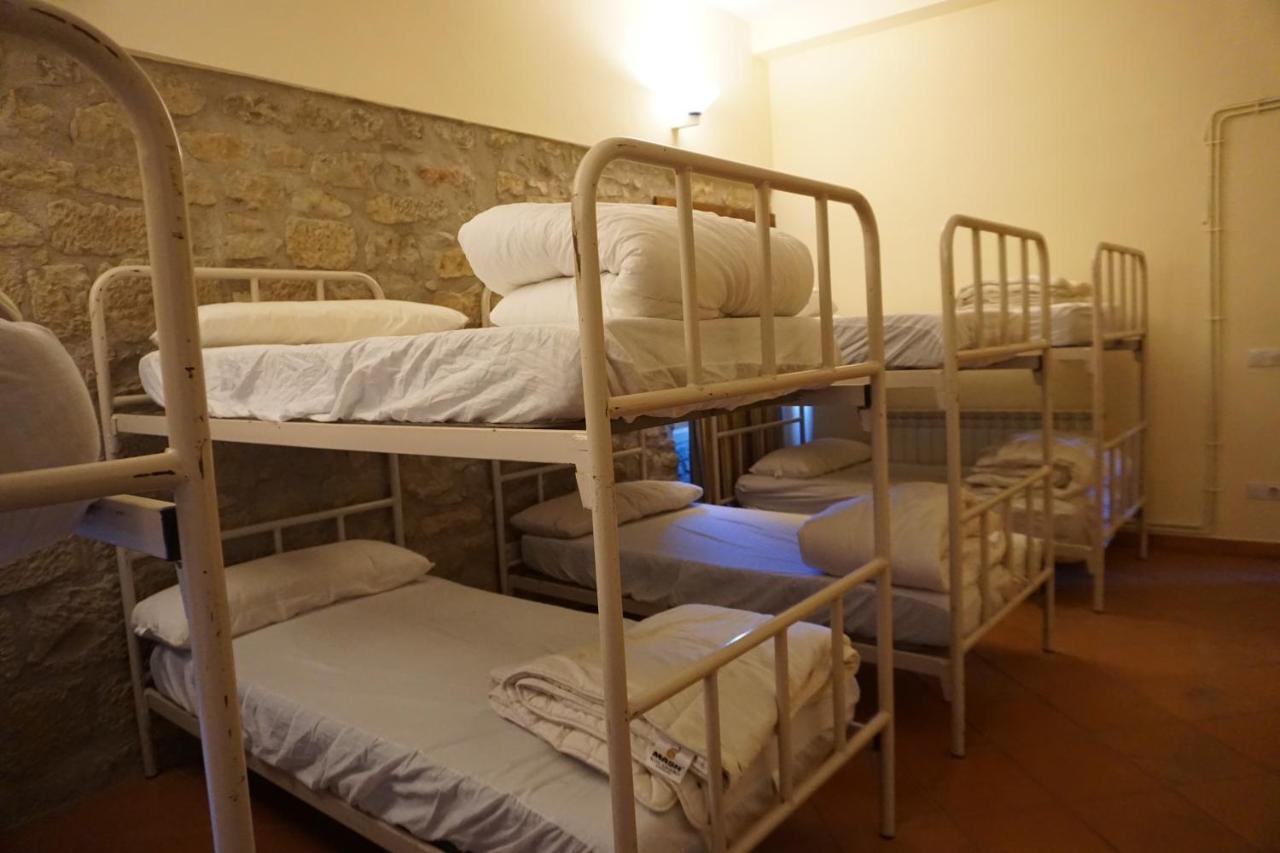 Albergue De Sos del Rey Católico Екстериор снимка