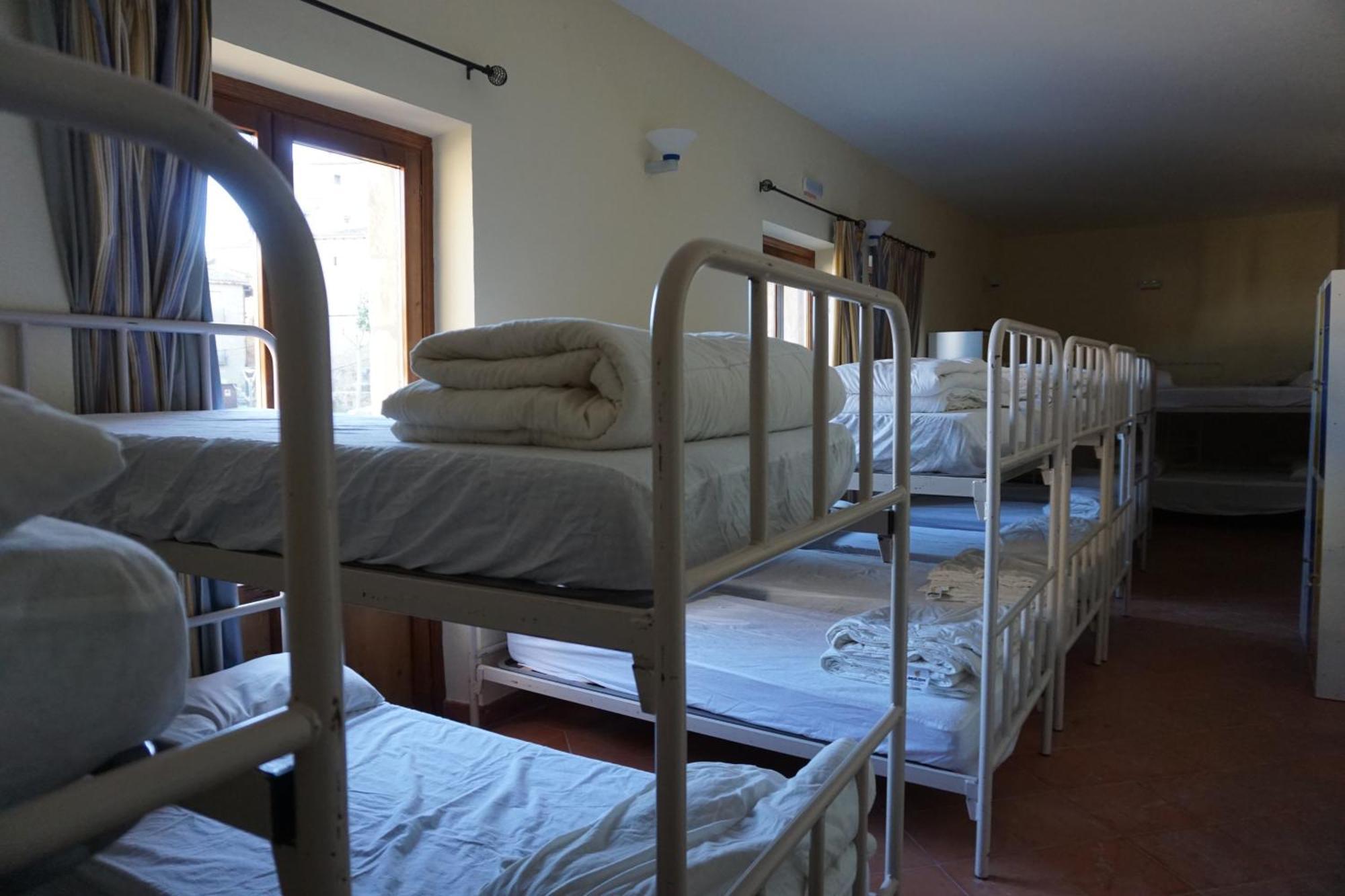 Albergue De Sos del Rey Católico Екстериор снимка